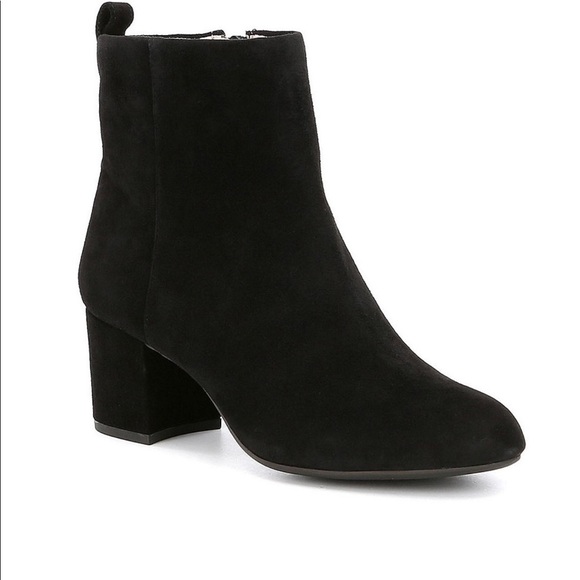 Gianni Bini Jaydennn Suede Block Heel 
